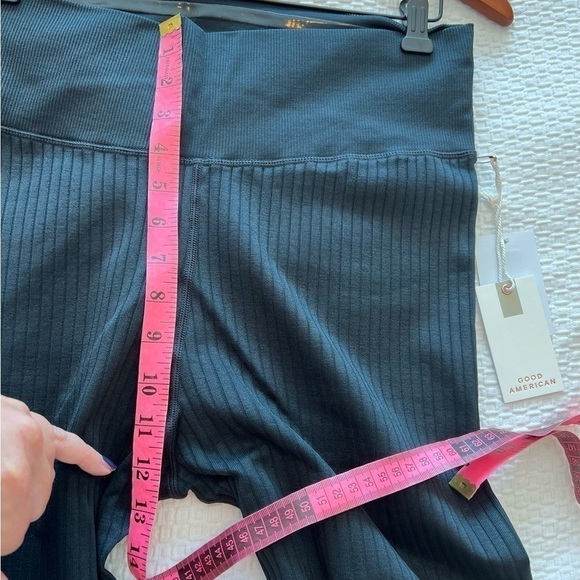 GOOD AMERICAN WIDE RIB SHINE CLEAN SEAMLESS NWT - Picture 10 of 15